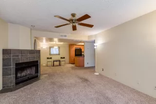 Photo #6: 6039370 Listing