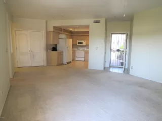 Photo #6: 6039470 Listing