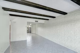 Photo #6: 6039500 Listing 