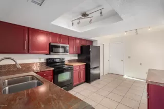 Photo #5: 6039520 Listing