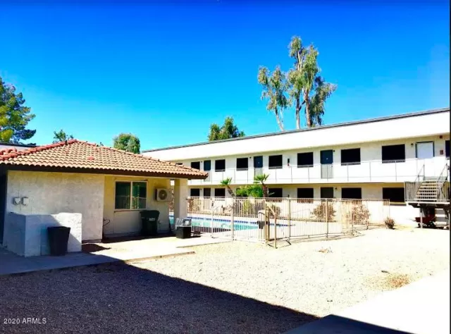 MLS: 6039706 Condo For Sale