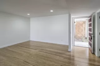 Photo #4: 6039804 Listing