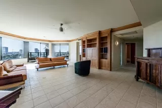 Photo #4: 6039898 Listing