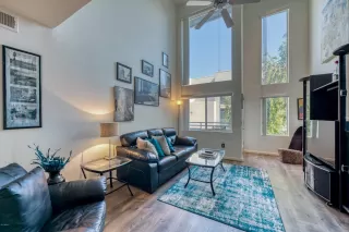 Photo #1: 6039900 Listing