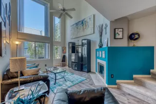 Photo #2: 6039900 Listing