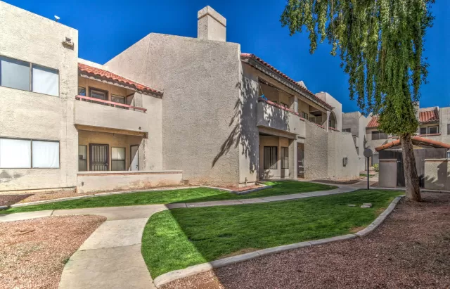 MLS: 6040113 Condo For Sale