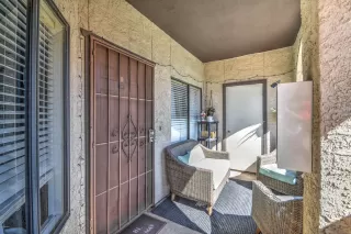 Photo #5: 6040113 Listing