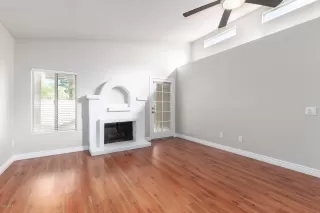 Photo #6: 6040153 Listing 