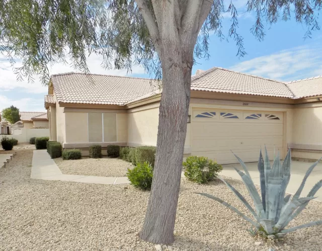 MLS: 6040174 Condo For Sale