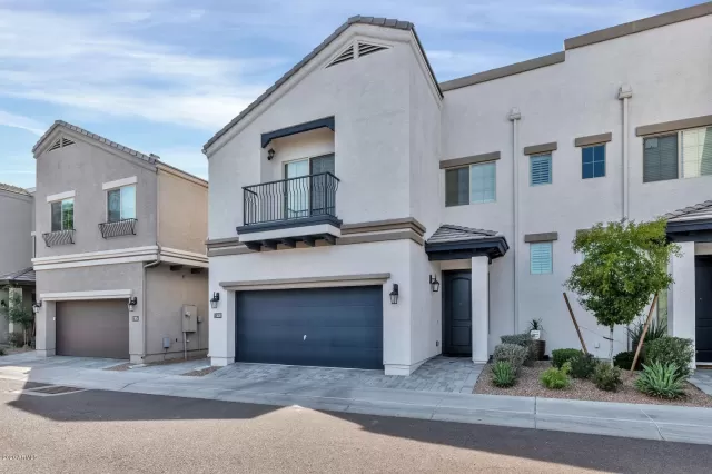 MLS: 6040176 Condo For Sale