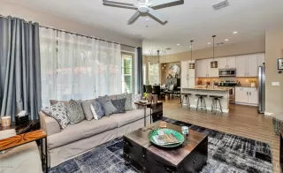 Photo #2: 6040176 Listing