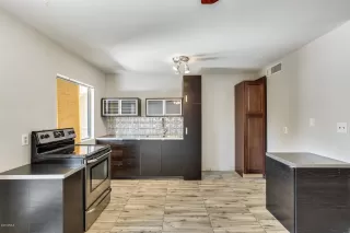 Photo #1: 6040323 Listing 