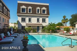 Photo #5: 6040394 Listing