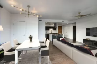 Photo #2: 6040466 Listing 