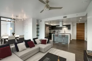 Photo #3: 6040466 Listing 