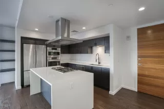 Photo #5: 6040466 Listing 