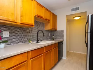 Photo #2: 6040601 Listing 