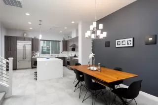 Photo #6: 6040682 Listing