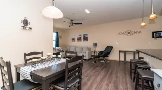 Photo #3: 6040713 Listing