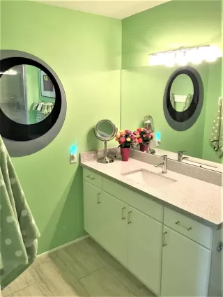 Photo #4: 6040969 Listing