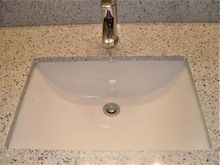 Photo #6: 6040969 Listing