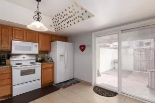 Photo #5: 6040985 Listing