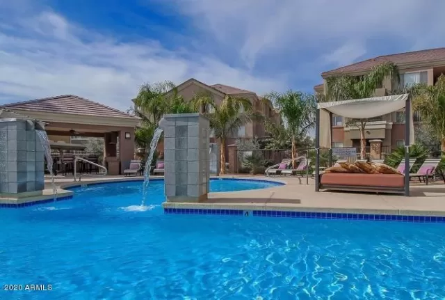 MLS: 6041035 Condo For Sale