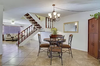 Photo #3: 6041039 Listing