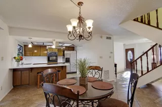 Photo #5: 6041039 Listing