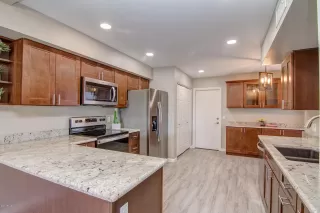 Photo #3: 6041083 Listing 