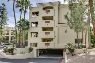 Photo #2: 6041248 Listing 