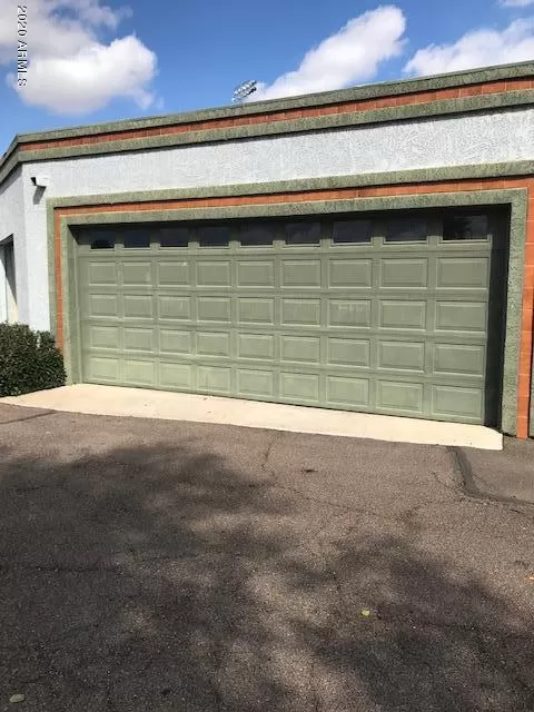 MLS: 6041332 Condo For Sale