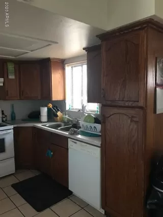 Photo #5: 6041332 Listing