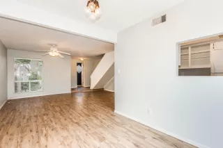 Photo #4: 6041388 Listing 