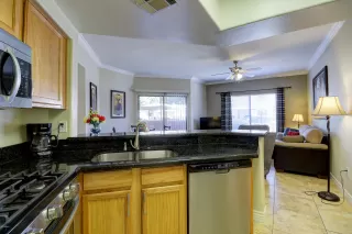 Photo #2: 6041508 Listing