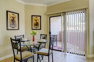 Photo #4: 6041508 Listing