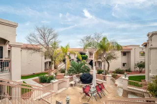 Photo #4: 6041535 Listing