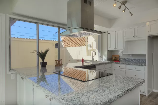 MLS: 6041796 Condo For Sale