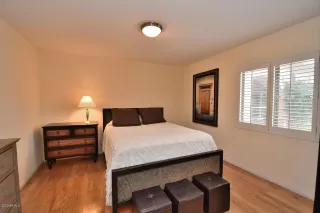 Photo #6: 6041900 Listing