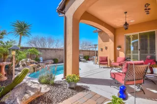 Photo #1: 6041946 Listing 