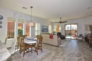 Photo #6: 6041946 Listing 