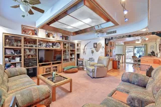 Photo #3: 6042264 Listing