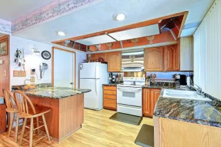 Photo #5: 6042264 Listing