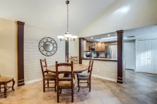 Photo #5: 6042366 Listing 