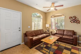 Photo #2: 6042399 Listing