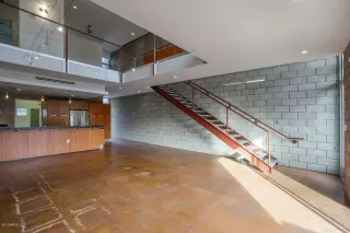 Photo #6: 6042474 Listing