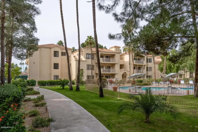 MLS: 6042539 Condo For Sale