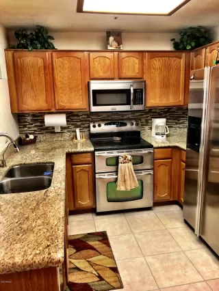 Photo #5: 6042539 Listing