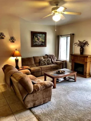 Photo #6: 6042539 Listing