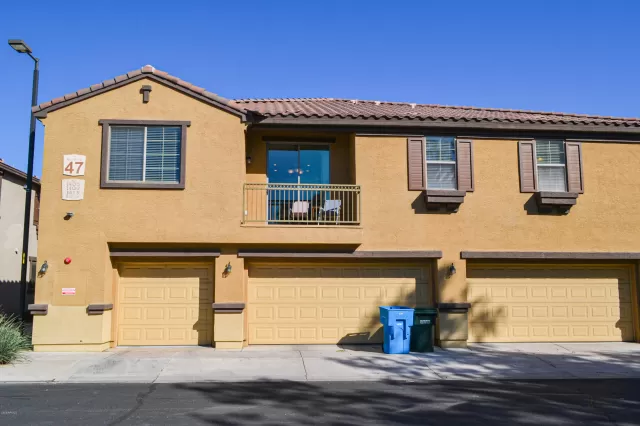 MLS: 6042547 Condo For Sale